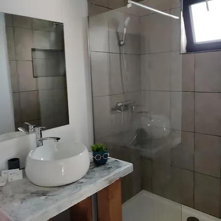 Casa Vlad 3* Douăzeci şi Trei August