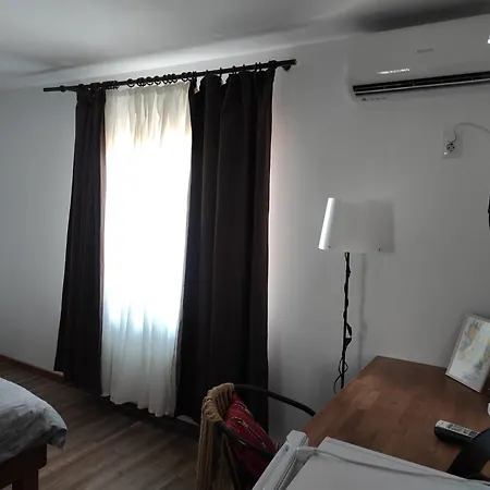 Casa Vlad Дуэзечи-ши-Трей Аугуст